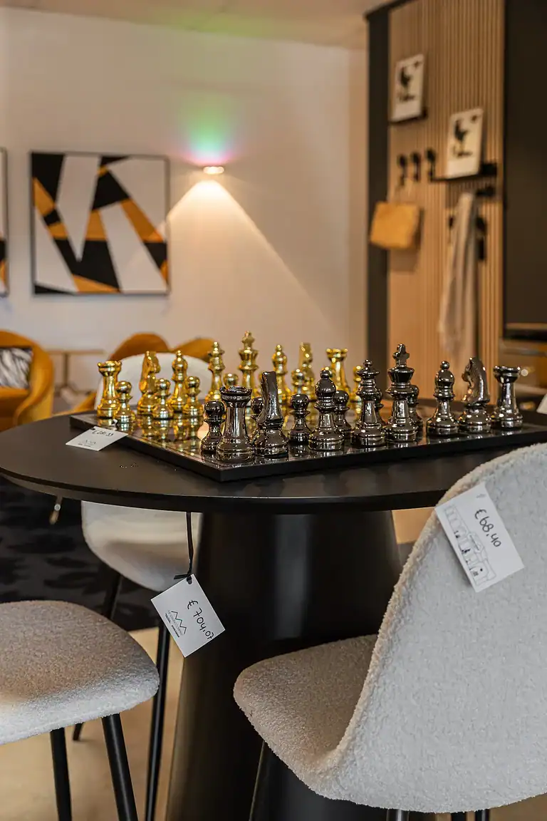 Store & More Sittard Meubelwinkel Woonwinkel Interieuradvies Designmeubels & Accessoires Sittard (Limburg) 00096