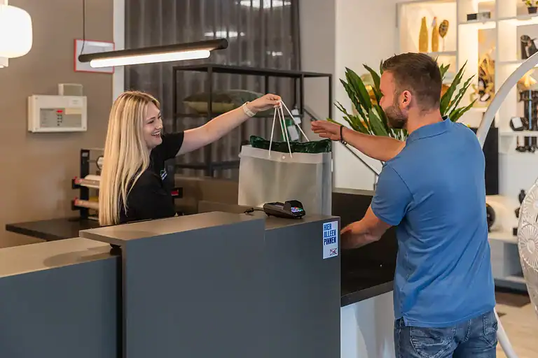 Store & More Sittard Meubelwinkel Woonwinkel Interieuradvies Designmeubels & Accessoires Sittard (Limburg) 00120